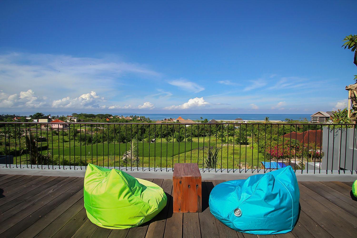 Frii Bali Echo Beach Canggu  Exterior photo