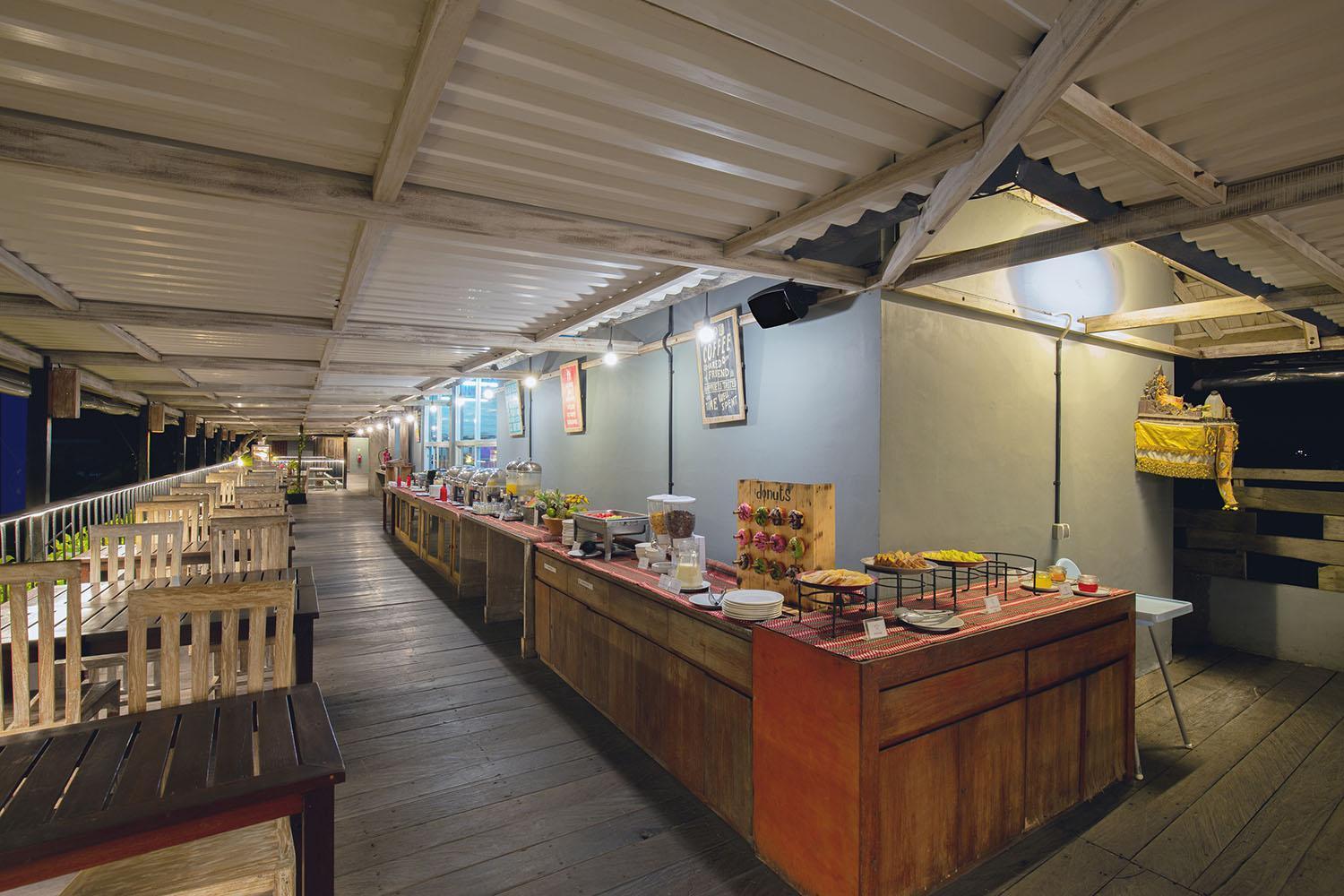 Frii Bali Echo Beach Canggu  Exterior photo