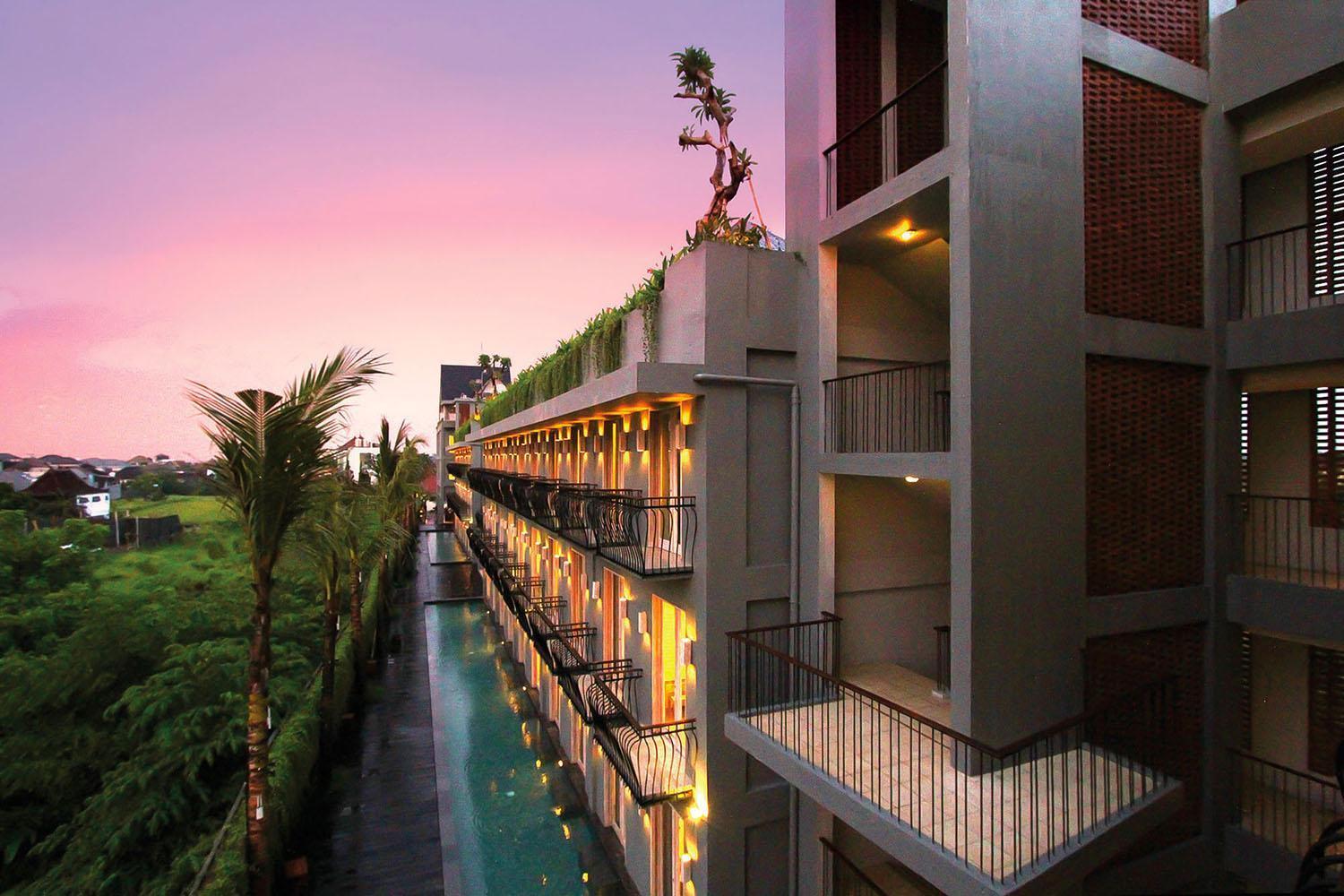 Frii Bali Echo Beach Canggu  Exterior photo
